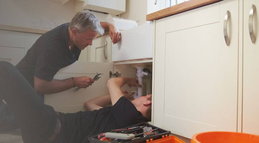 Expert burst pipe repair services in Tyronza, AR